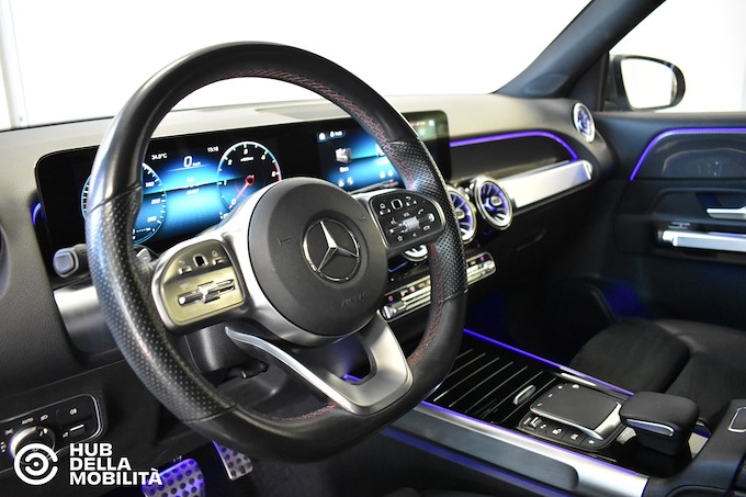 MERCEDES-BENZ GLB 200 d Automatic Premium